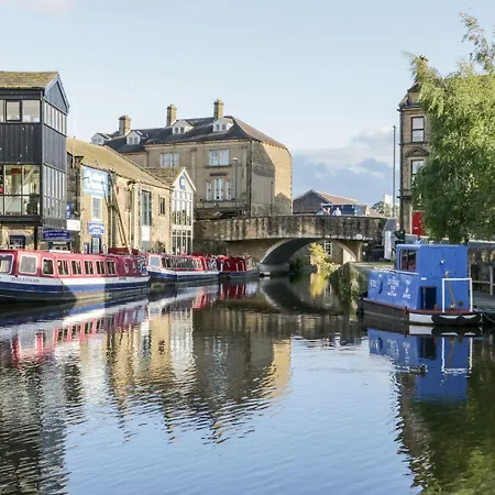 St Edmunds House * Bedale